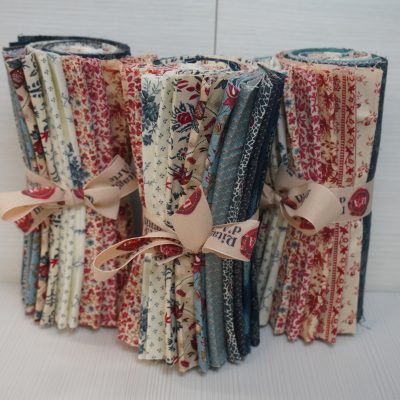 Rolls Rosso - Blu - 15 tagli assortiti da 20 cm x 110